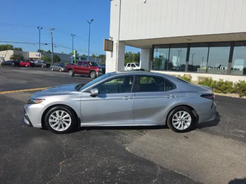 More photos of 2024 Toyota Camry SE at RightDrive Muncie, IN