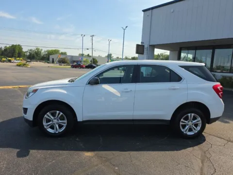 More photos of 2016 Chevrolet Equinox LS at RightDrive Muncie, IN