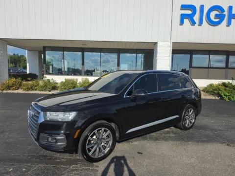 Another view of 2018 Audi Q7 3.0T Prestige for sale in Muncie, IN at RightDrive Muncie