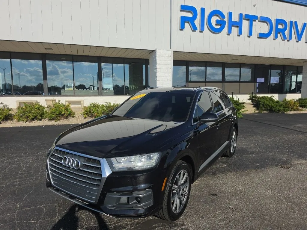 Black 2018 Audi Q7 3.0T Prestige for sale in Muncie, IN