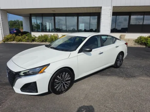 Another view of 2025 Nissan Altima 2.5 SV for sale in Muncie, IN at RightDrive Muncie