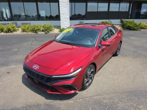 Red 2024 Hyundai Elantra Limited for sale in Muncie, IN