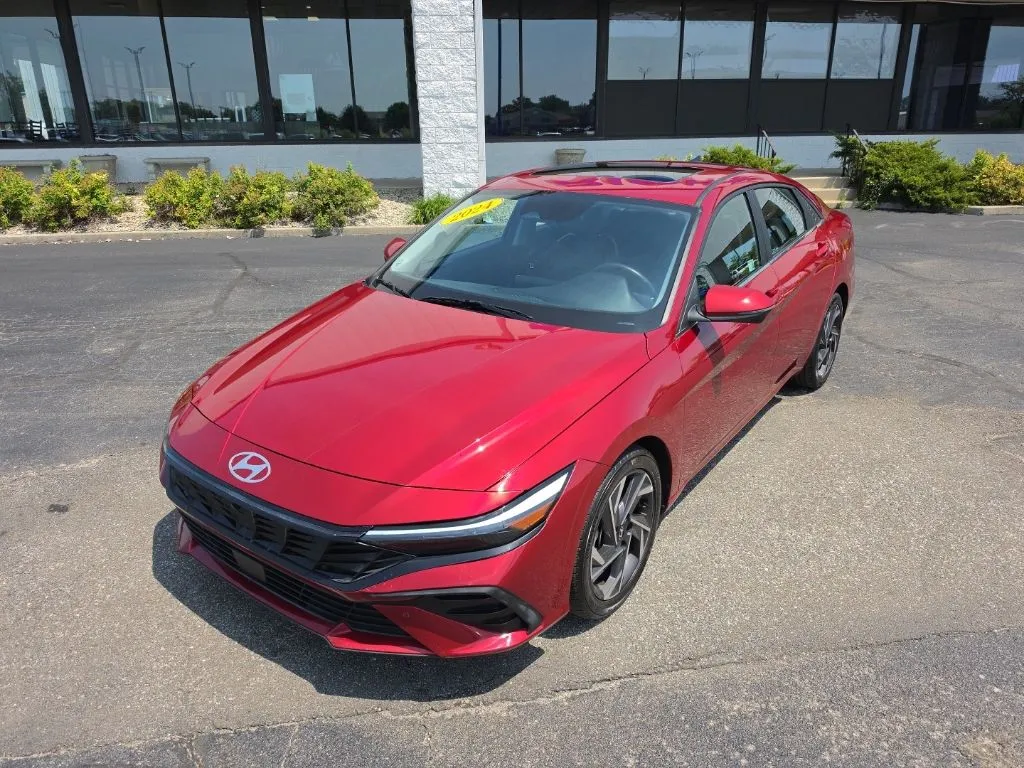 Red 2024 Hyundai Elantra Limited for sale in Muncie, IN