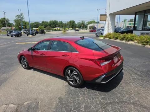 More photos of 2024 Hyundai Elantra Limited at RightDrive Muncie, IN