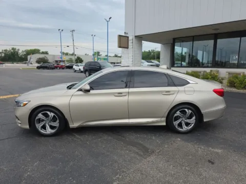 More photos of 2018 Honda Accord EX at RightDrive Muncie, IN