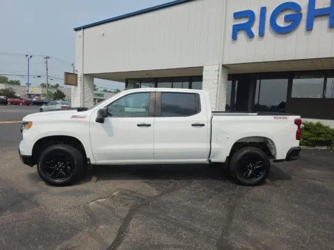 More photos of 2024 Chevrolet Silverado 1500 LT Trail Boss at RightDrive Muncie, IN