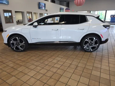 More photos of 2024 Chevrolet Equinox EV LT at RightDrive Muncie, IN