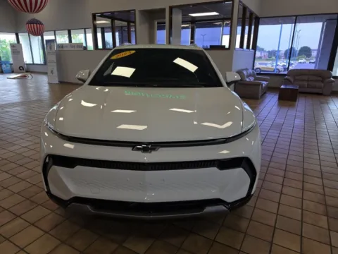 Photos of 2024 Chevrolet Equinox EV LT for sale in Muncie, IN at RightDrive Muncie