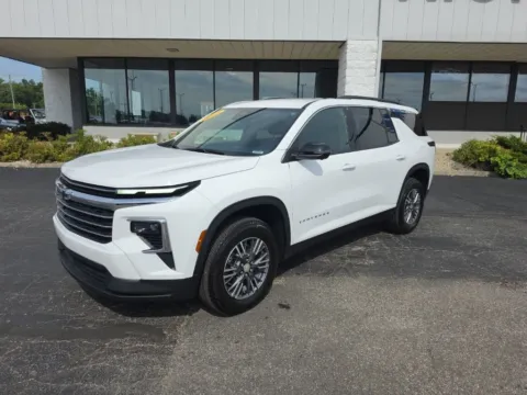 Another view of 2025 Chevrolet Traverse LT for sale in Muncie, IN at RightDrive Muncie
