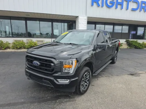 Black 2022 Ford F-150 XLT for sale in Muncie, IN