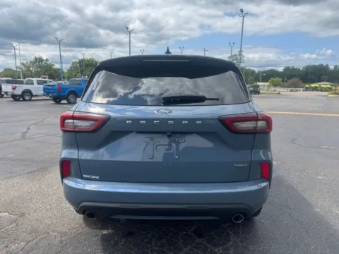 More photos of 2024 Ford Escape Hybrid ST-Line Select at RightDrive Muncie, IN
