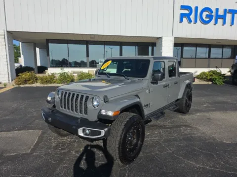 Gray 2021 Jeep Gladiator Sport for sale in Muncie, IN