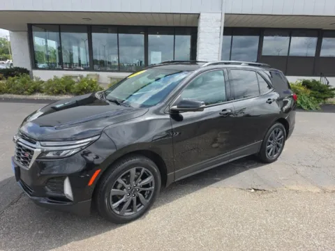 More photos of 2022 Chevrolet Equinox RS at RightDrive Muncie, IN