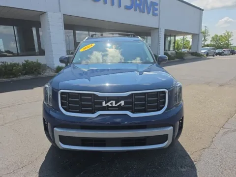 Photos of 2024 Kia Telluride S for sale in Muncie, IN at RightDrive Muncie