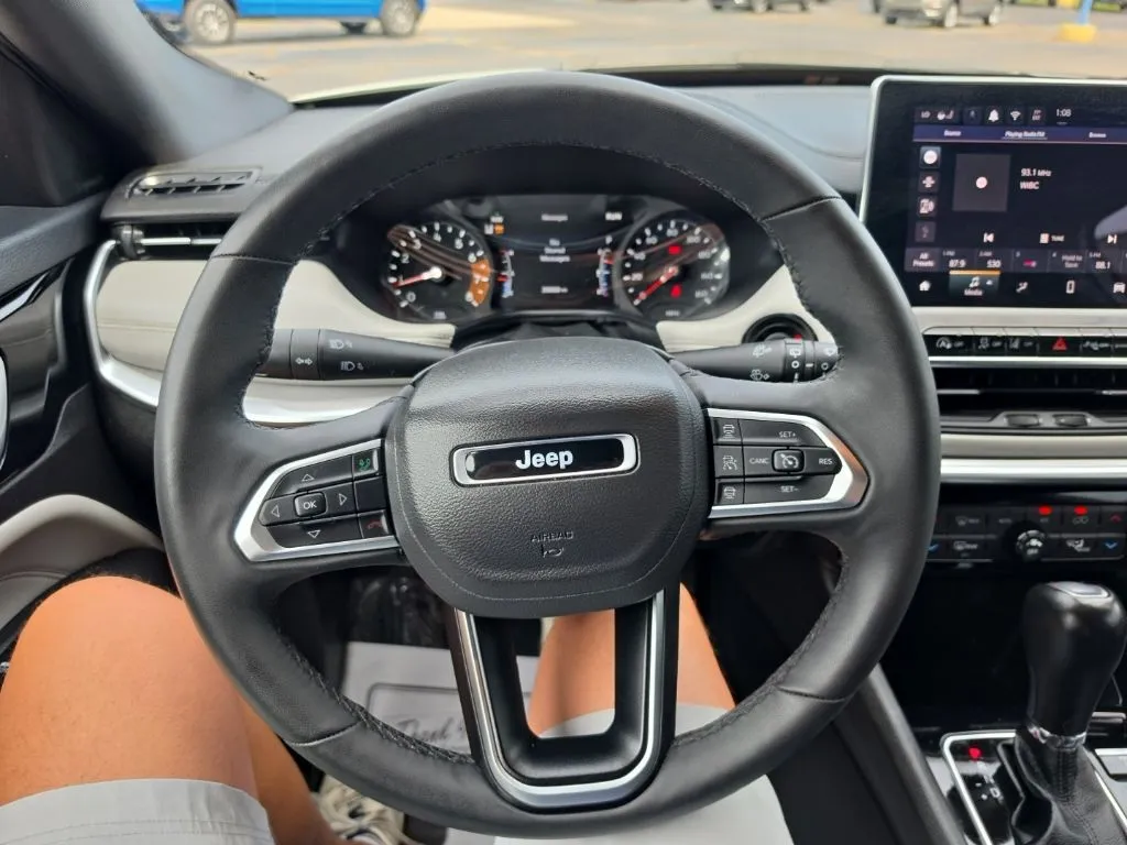 2025 Jeep Compass Limited - Photo 19