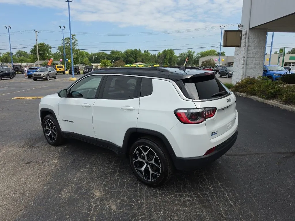 2025 Jeep Compass Limited - Photo 5