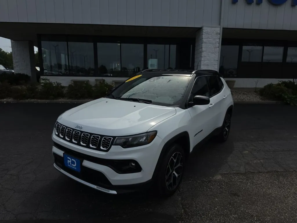White 2025 Jeep Compass Limited for sale in Muncie, IN