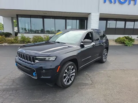 Another view of 2024 Jeep Grand Cherokee Overland 4xe for sale in Muncie, IN at RightDrive Muncie