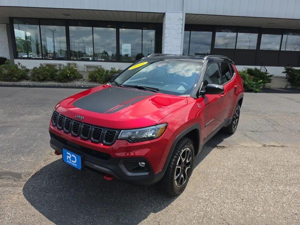 2025 Jeep Compass Trailhawk