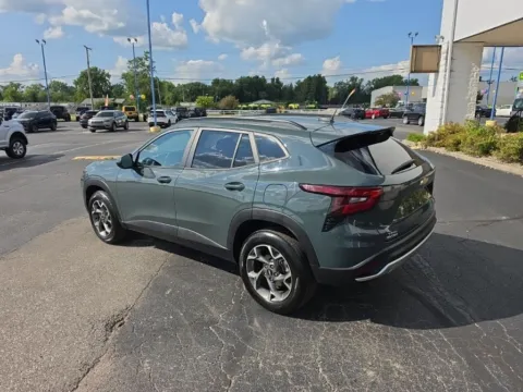 More photos of 2025 Chevrolet Trax LT at RightDrive Muncie, IN