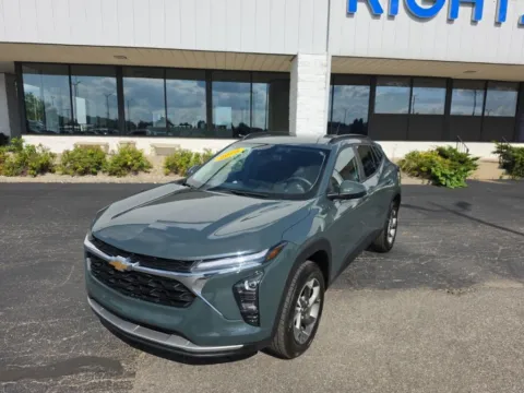 Gray 2025 Chevrolet Trax LT for sale in Muncie, IN