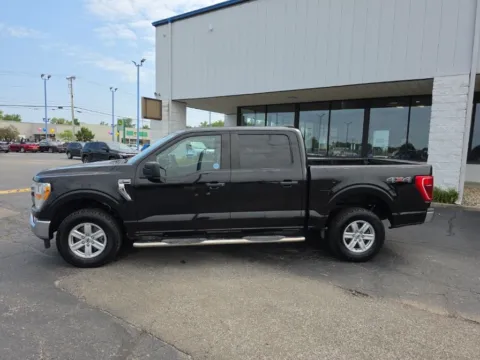 More photos of 2021 Ford F-150 XLT at RightDrive Muncie, IN