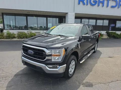 Black 2021 Ford F-150 XLT for sale in Muncie, IN