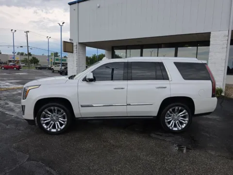 More photos of 2017 Cadillac Escalade Premium Luxury at RightDrive Muncie, IN