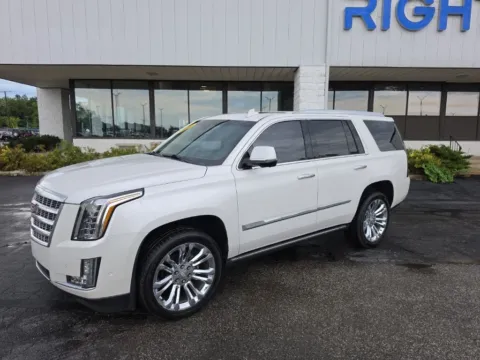 Another view of 2017 Cadillac Escalade Premium Luxury for sale in Muncie, IN at RightDrive Muncie