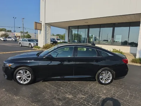 More photos of 2018 Honda Accord LX at RightDrive Muncie, IN
