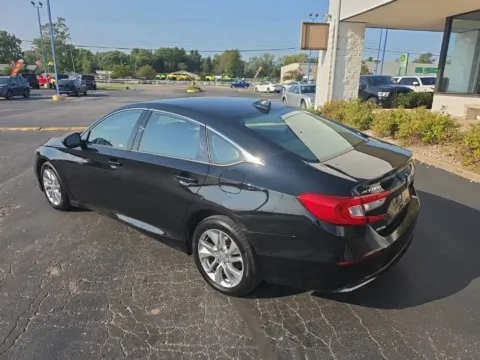 More photos of 2018 Honda Accord LX at RightDrive Muncie, IN