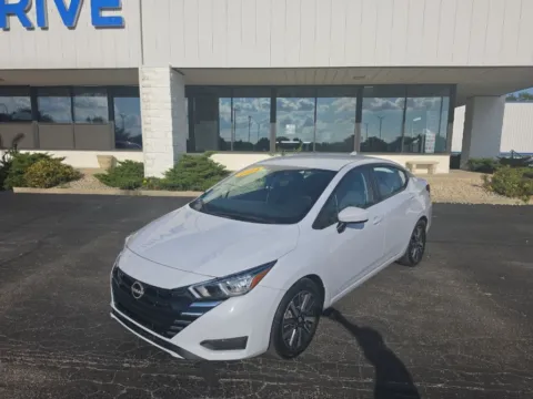 White 2024 Nissan Versa 1.6 SV for sale in Muncie, IN