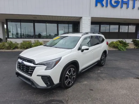 Another view of 2023 Subaru Ascent Limited for sale in Muncie, IN at RightDrive Muncie