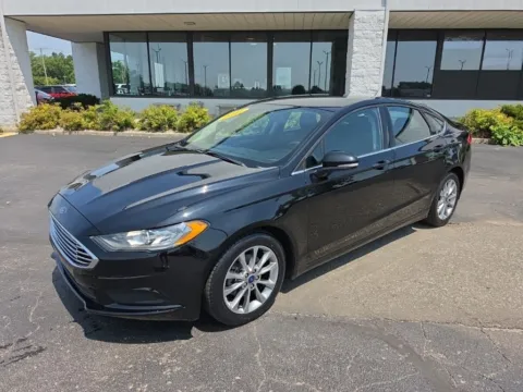 Another view of 2017 Ford Fusion SE for sale in Muncie, IN at RightDrive Muncie
