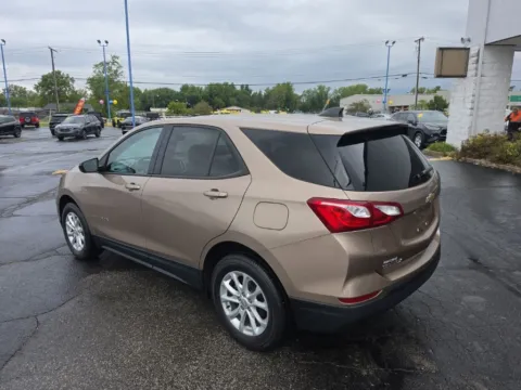 More photos of 2019 Chevrolet Equinox LS at RightDrive Muncie, IN
