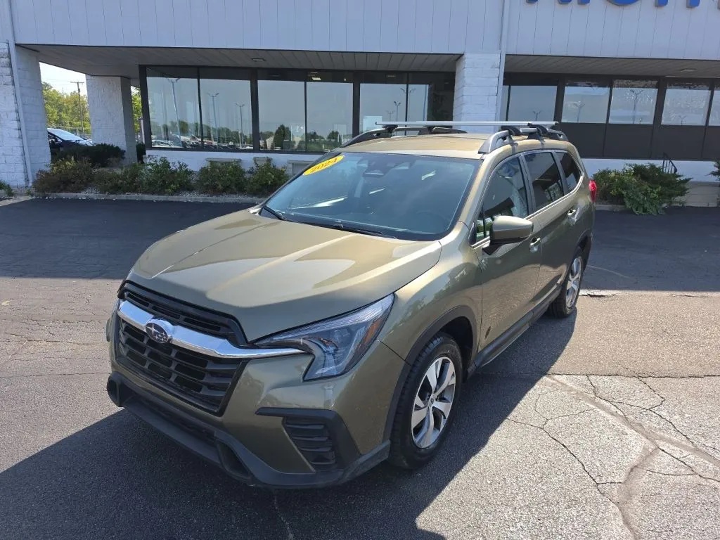 Green 2024 Subaru Ascent Premium for sale in Muncie, IN