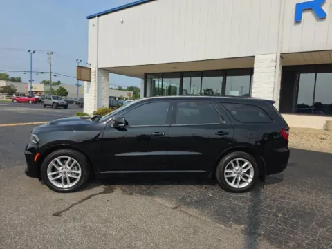 More photos of 2022 Dodge Durango R/T at RightDrive Muncie, IN