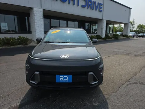 Photos of 2026 Hyundai Kona SE for sale in Muncie, IN at RightDrive Muncie