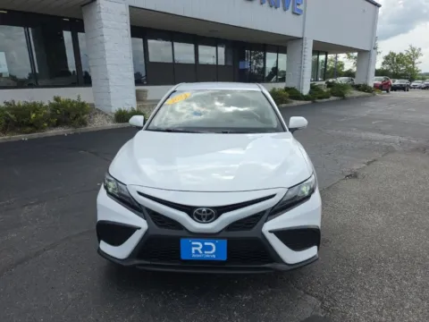 Photos of 2024 Toyota Camry SE for sale in Muncie, IN at RightDrive Muncie