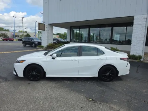 More photos of 2024 Toyota Camry SE at RightDrive Muncie, IN