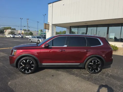 More photos of 2023 Kia Telluride SX at RightDrive Muncie, IN