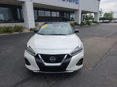Photos of 2023 Nissan Maxima Platinum for sale in Muncie, IN at RightDrive Muncie