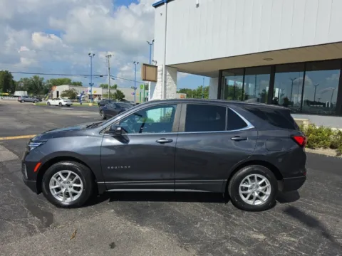 More photos of 2022 Chevrolet Equinox LT at RightDrive Muncie, IN