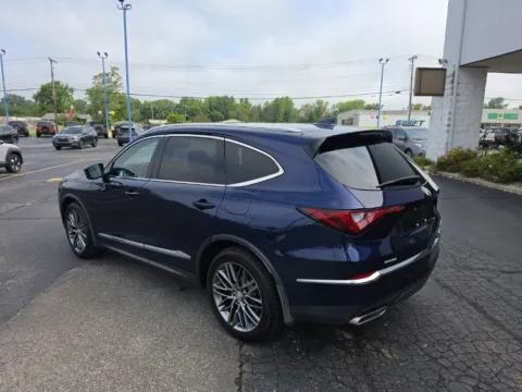More photos of 2023 Acura MDX Advance at RightDrive Muncie, IN
