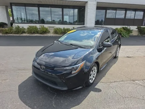 Black 2024 Toyota Corolla LE for sale in Muncie, IN