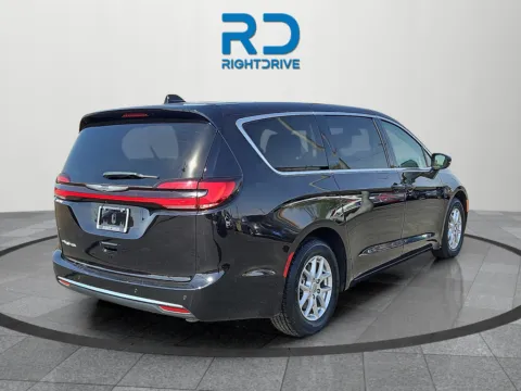 Another view of 2024 Chrysler Pacifica Touring L for sale in Muncie, IN at RightDrive Muncie