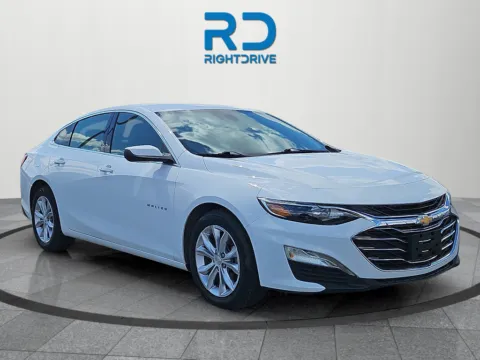 White 2023 Chevrolet Malibu LT for sale in Muncie, IN