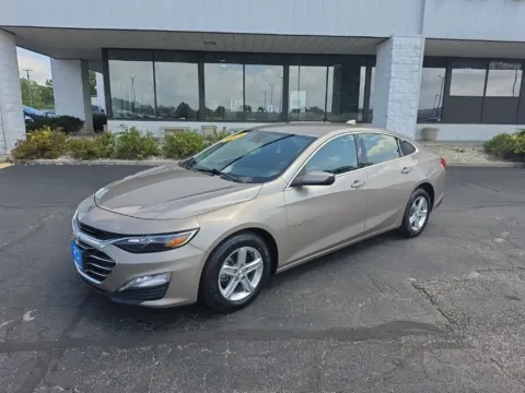 Another view of 2024 Chevrolet Malibu LT for sale in Muncie, IN at RightDrive Muncie