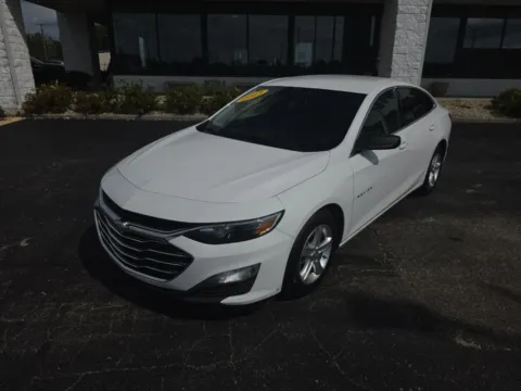 White 2023 Chevrolet Malibu LS for sale in Muncie, IN