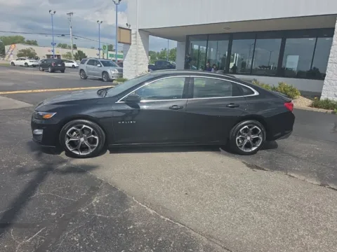 More photos of 2023 Chevrolet Malibu LT at RightDrive Muncie, IN